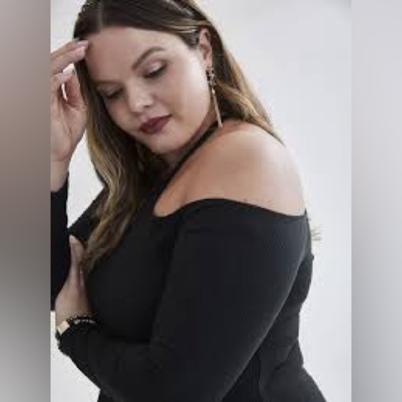 Addition Elle Black Long-Sleeve Knit Top with Cold Shoulder Size 1x - Picture 2 of 10